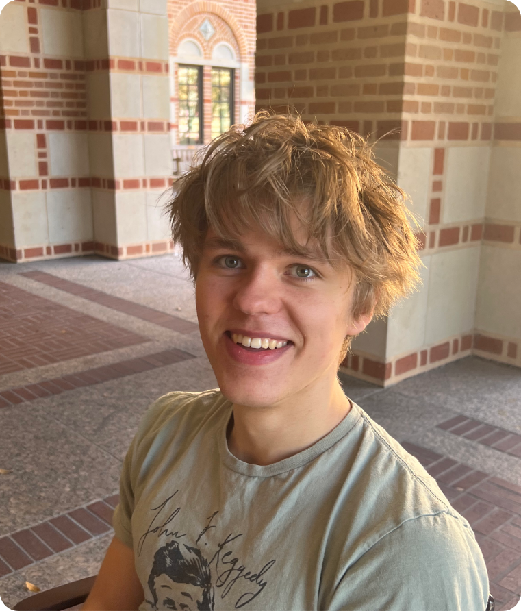 Beck Edwards headshot